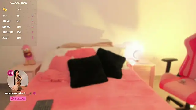 shantall vidales  online show from November 9, 11:31 pm