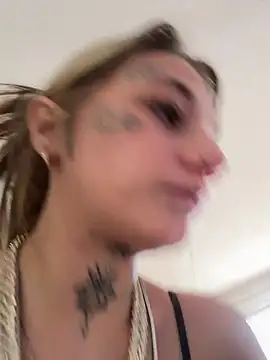 chloetease online show from February 25, 5:13 pm