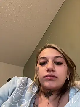 chloetease online show from October 26, 4:51 pm