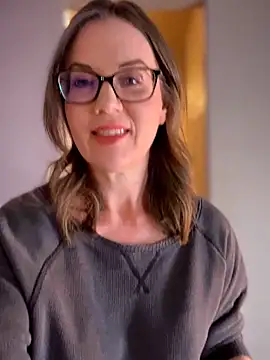 MaiseKnox online show from December 20, 9:39 pm