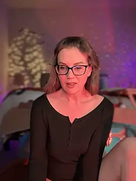 MaiseKnox online show from March 4, 3:55 am