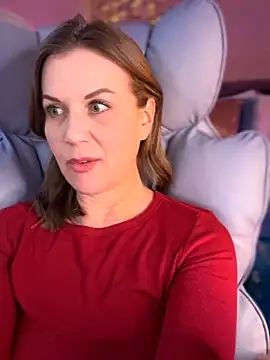 Snapshot of MaiseKnox chatting on February 14, 10:21 pm MaiseKnox online show from February 14, 10:21 pm