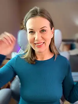 Snapshot of MaiseKnox chatting on March 1, 6:08 pm MaiseKnox online show from March 1, 6:08 pm