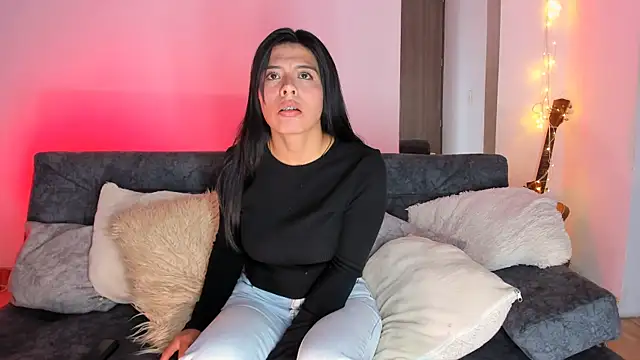 angiebutt online show from January 15, 2:26 am