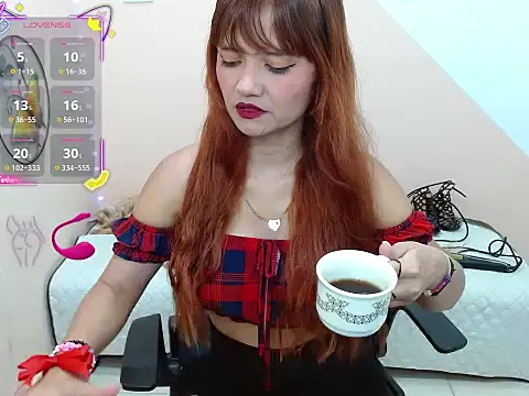 miss tinnymafe online show from September 26, 4:08 am