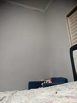 vivifernades online show from March 7, 2:00 pm