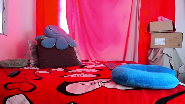 Snapshot of BlowMommy_ chatting on November 7, 11:37 am BlowMommy online show from November 7, 11:37 am