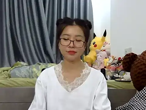 Snapshot of Cute_Ruby01 chatting on January 3, 12:29 pm Cute Ruby01 online show from January 3, 12:29 pm