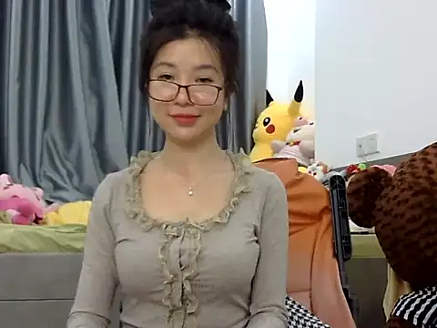 Snapshot of Cute_Ruby01 chatting on December 10, 4:49 pm Cute Ruby01 online show from December 10, 4:49 pm