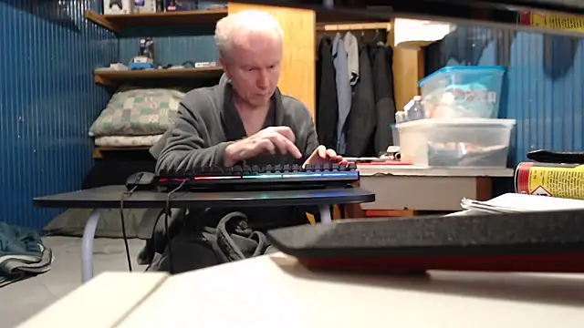 Snapshot of Vgy67Z95 chatting on October 14, 9:25 pm Vgy67Z95 online show from October 14, 9:25 pm