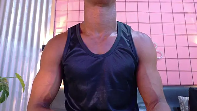 Snapshot of martin_killer chatting on July 10, 1:27 am martin killer online show from July 10, 1:27 am