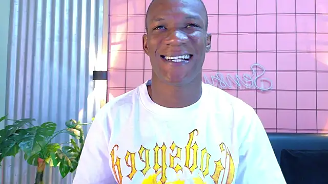 Snapshot of martin_killer chatting on July 14, 1:16 am martin killer online show from July 14, 1:16 am