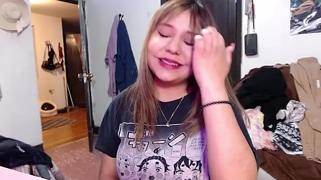 Snapshot of lil_daisy7 chatting on February 7, 4:27 am lil daisy7 online show from February 7, 4:27 am