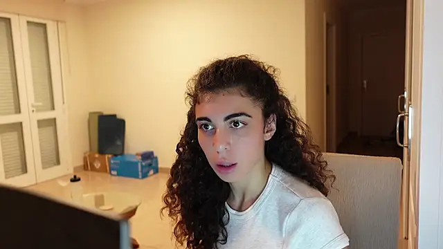 lady ana  online show from November 26, 9:04 pm