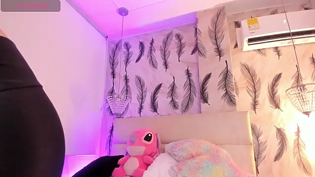 Vivi prinncess online show from November 12, 10:35 pm