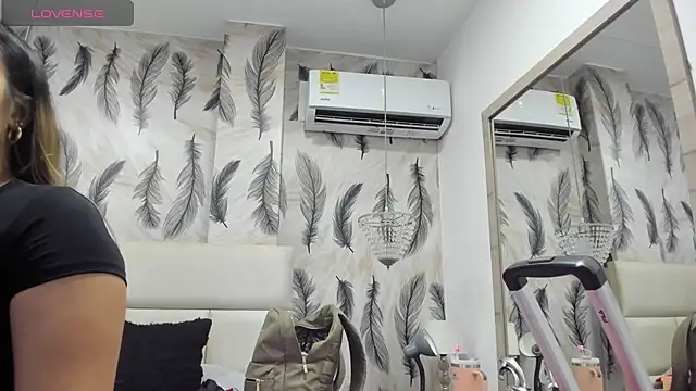 Vivi prinncess online show from October 22, 2:11 am