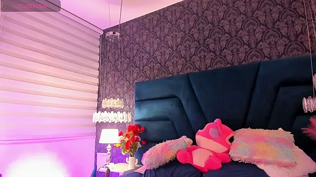 Vivi prinncess online show from May 14, 10:51 pm
