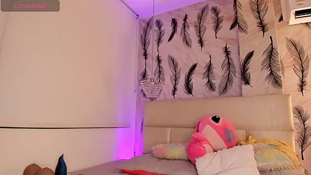 Vivi prinncess online show from February 6, 11:45 pm