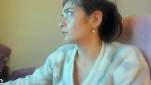 Sammysammy  online show from March 25, 5:18 am