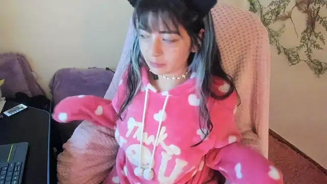 Sammysammy  online show from October 6, 5:08 am