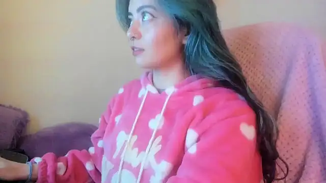 Sammysammy  online show from April 9, 6:04 am