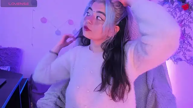 Sammysammy  online show from March 8, 5:59 am