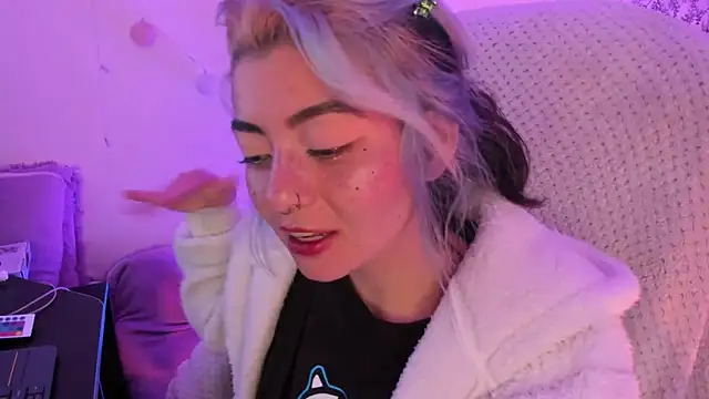 Sammysammy  online show from March 9, 11:56 pm