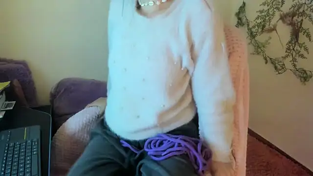 Sammysammy  online show from September 30, 9:15 am