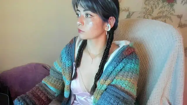 Sammysammy  online show from December 16, 9:35 am