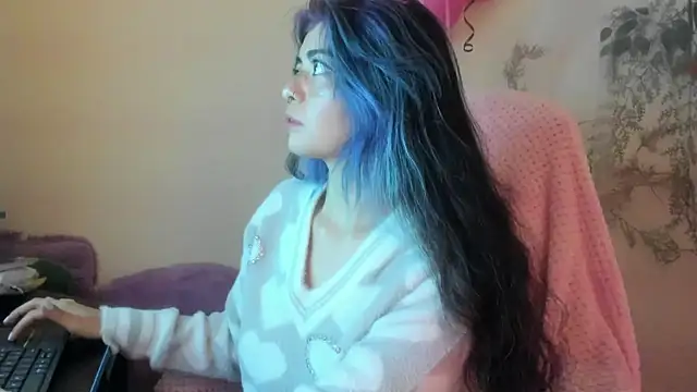 Sammysammy  online show from January 8, 9:04 am