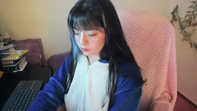 Sammysammy  online show from October 3, 2:59 am