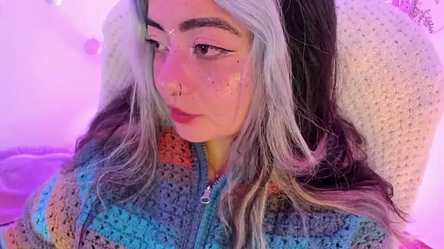 Sammysammy  online show from March 11, 6:19 am