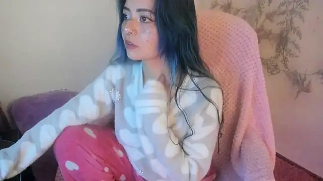 Sammysammy  online show from February 3, 7:13 am