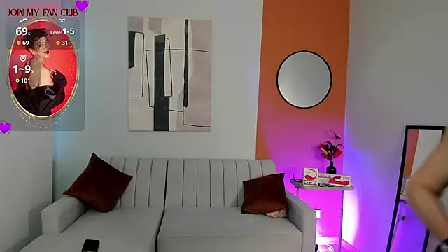 Snapshot of GraceElizabeth_ chatting on October 9, 8:09 pm GraceElizabeth online show from October 9, 8:09 pm