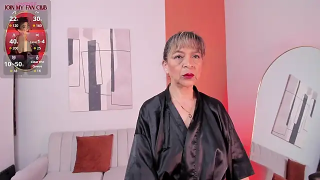 Snapshot of GraceElizabeth_ chatting on July 18, 8:28 pm GraceElizabeth online show from July 18, 8:28 pm