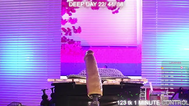Snapshot of alise_MULTIVIEW_parker chatting on May 13, 9:55 pm alise MULTIVIEW parker online show from May 13, 9:55 pm