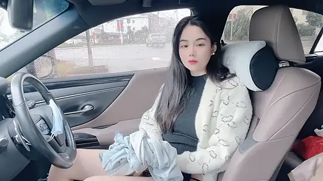 orla2021 online show from October 21, 2:00 am