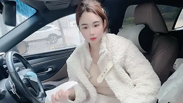 Snapshot of orla2021 chatting on March 23, 12:33 am orla2021 online show from March 23, 12:33 am