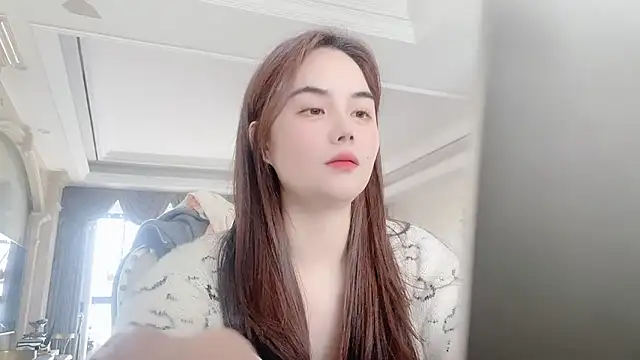 Snapshot of orla2021 chatting on April 5, 7:26 am orla2021 online show from April 5, 7:26 am