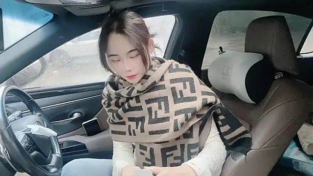 orla2021 online show from November 9, 12:25 am