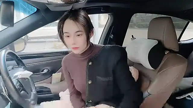 orla2021 online show from December 3, 12:01 am