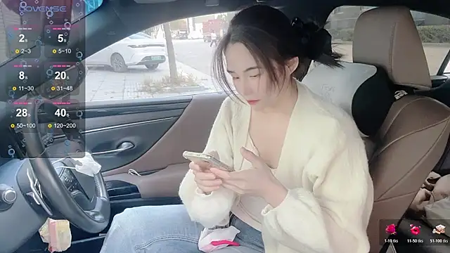 orla2021 online show from November 25, 12:44 am