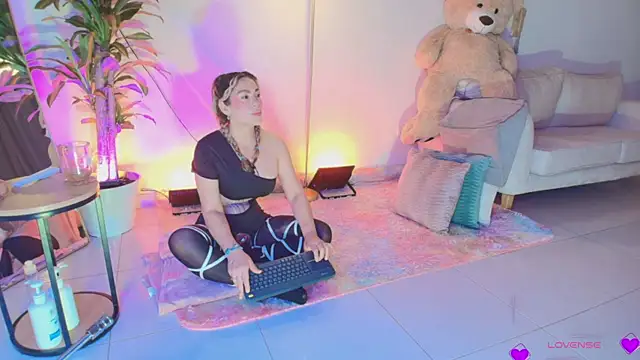 erotik lady online show from May 29, 3:34 am