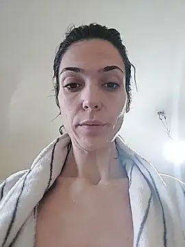 JoLeNe27 online show from February 7, 5:59 am