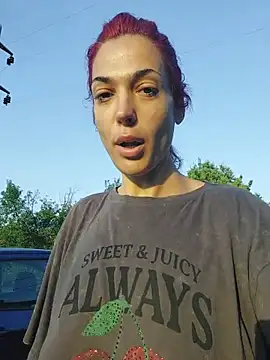 JoLeNe27 online show from May 26, 4:10 am