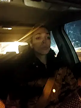 JoLeNe27 online show from April 3, 5:41 pm