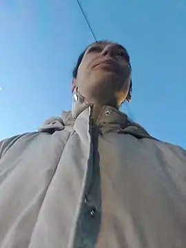 Snapshot of JoLeNe27 chatting on October 16, 4:32 am JoLeNe27 online show from October 16, 4:32 am