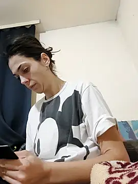 Snapshot of JoLeNe27 chatting on October 21, 3:06 am JoLeNe27 online show from October 21, 3:06 am