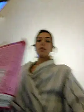 Snapshot of JoLeNe27 chatting on October 24, 5:39 am JoLeNe27 online show from October 24, 5:39 am