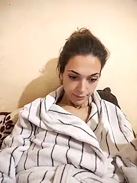 Snapshot of JoLeNe27 chatting on November 3, 4:43 pm JoLeNe27 online show from November 3, 4:43 pm